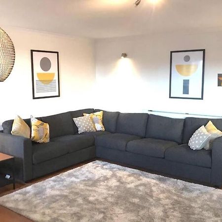 Ferienwohnung Waterfront Living In Leith With Free Parking! Edinburgh Exterior foto